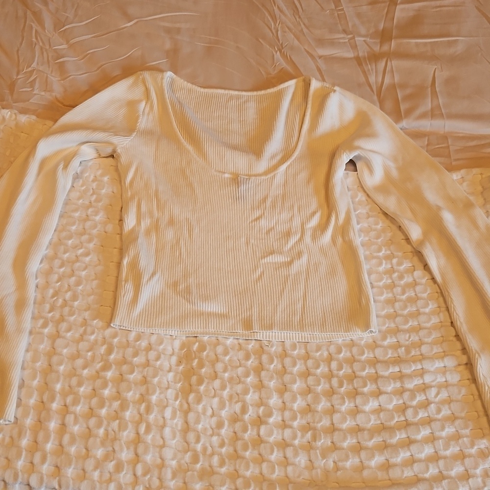 H&M Divided Cream Ribbed Top - Picture 3 of 5
